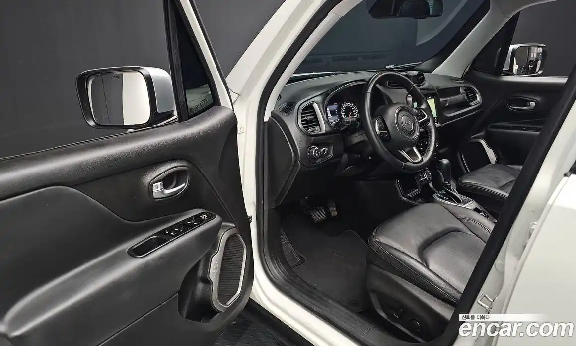 Jeep Renegade 2022 1.3 гидро в Москве № 1350505, фото 17