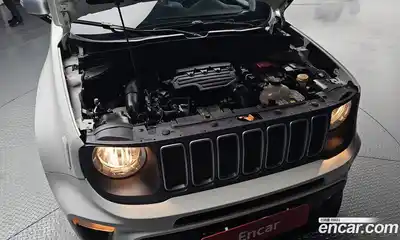 Jeep Renegade 2022 1.3 гидро в Москве № 1350505, миниатюра 6