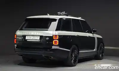 Land Rover Range-Rover 2018 4.4 гидро в Москве № 1405176, миниатюра 2