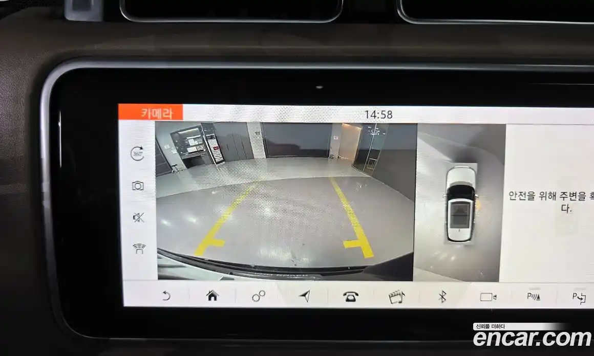 Land Rover Range-Rover 2018 4.4 гидро в Москве № 1405176, фото 21