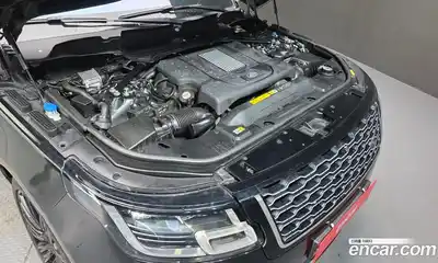 Land Rover Range-Rover 2018 4.4 гидро в Москве № 1405176, миниатюра 6