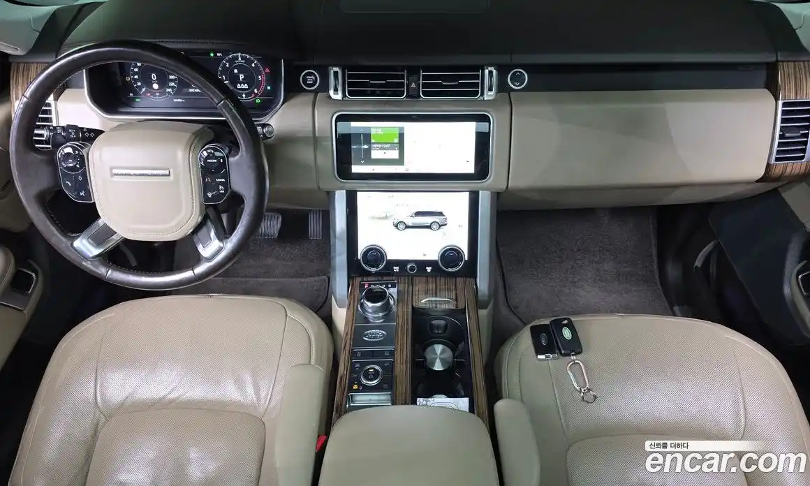 Land Rover Range-Rover 2018 4.4 гидро в Москве № 1405176, фото 10