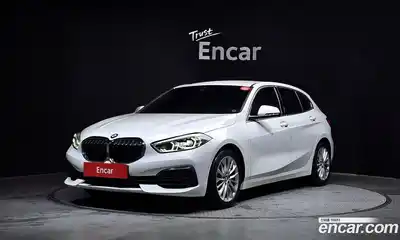 BMW 1-Series, 2021