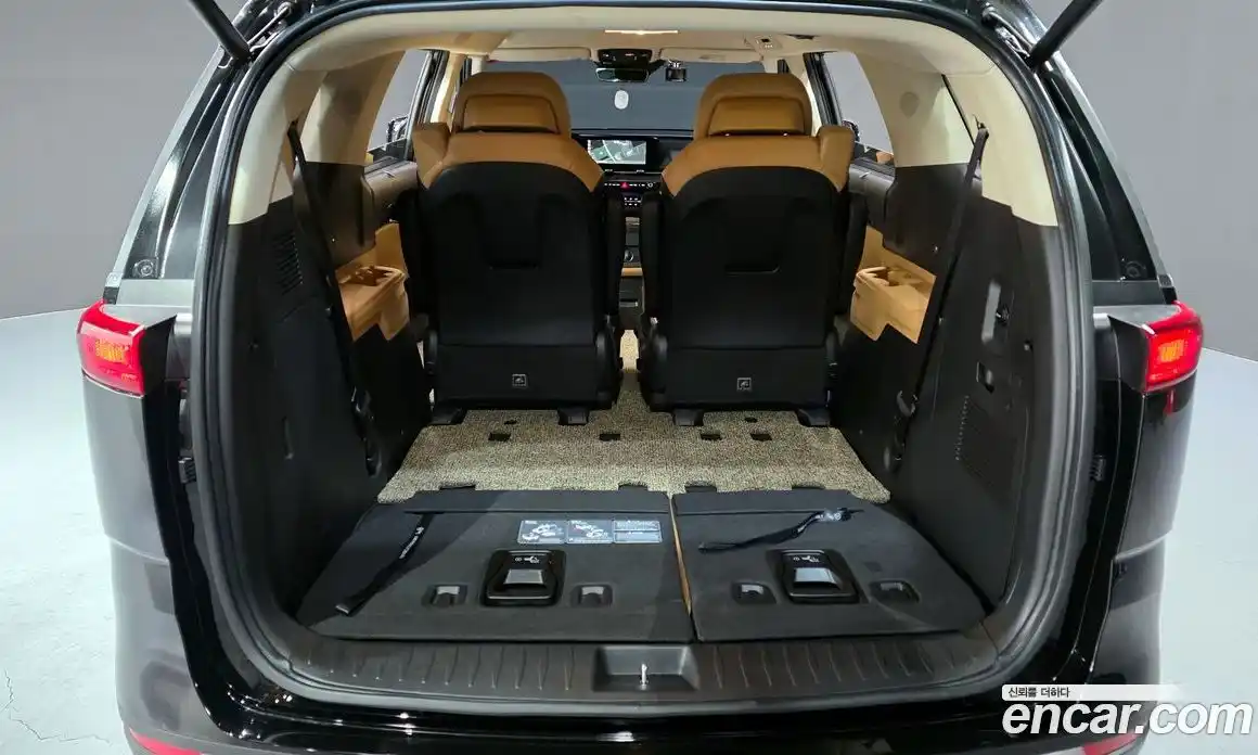 Kia Canival 2021 3.5 гидро в Москве № 1418393, фото 29
