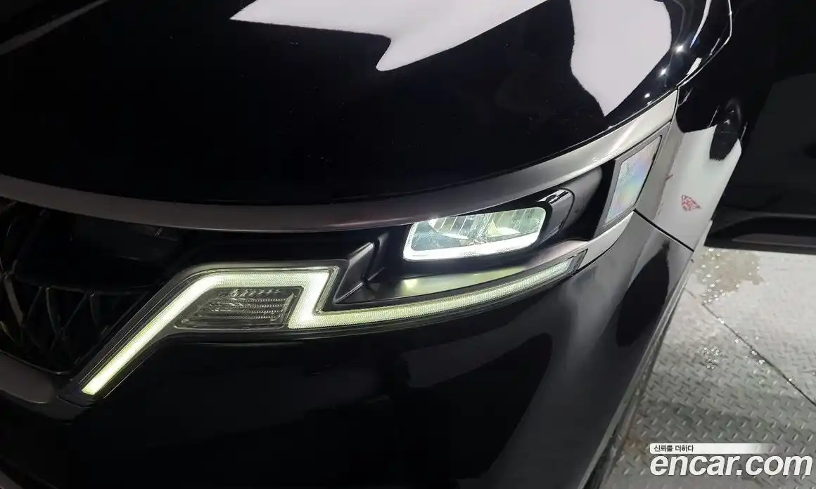 Kia Canival 2021 3.5 гидро в Москве № 1418393, фото 8