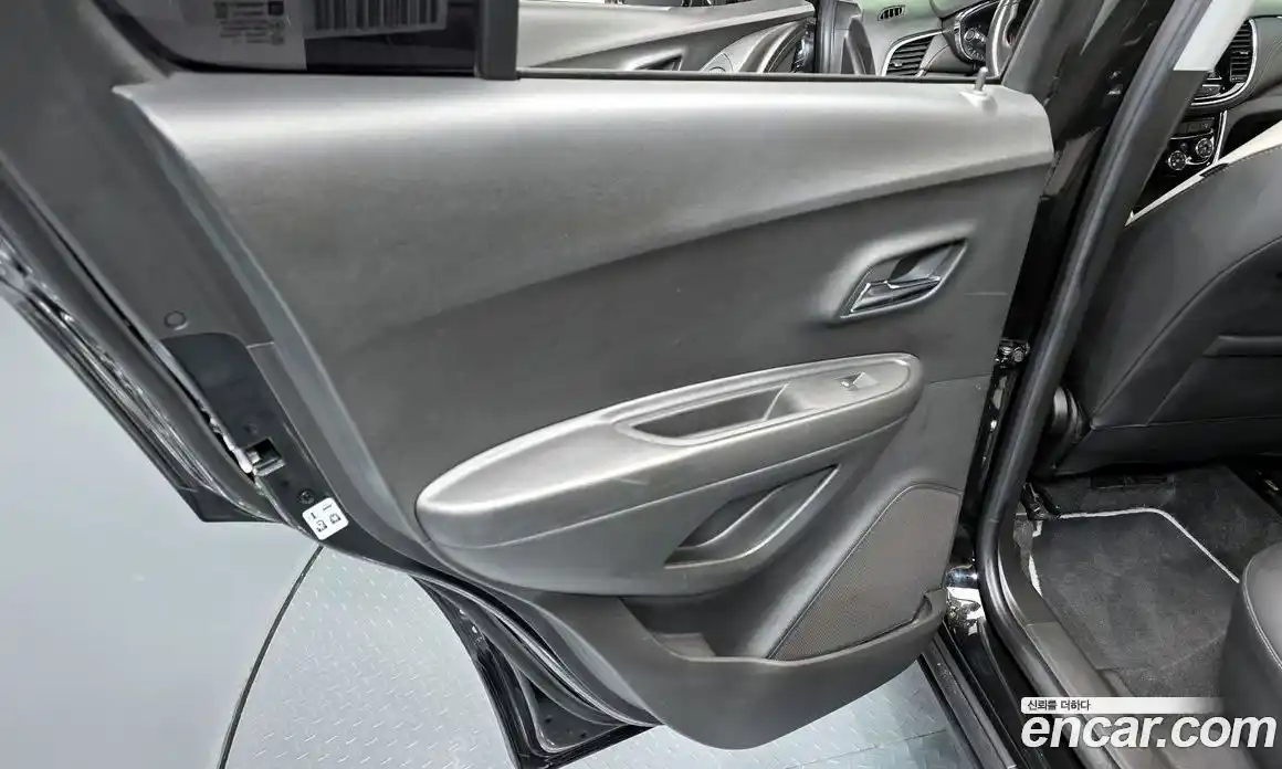 Chevrolet Trax 2019 1.4 гидро в Москве № 1419838, фото 15