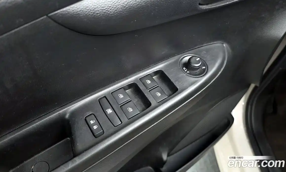 Chevrolet Spark 2016 1.0 гидро в Москве, фото 24