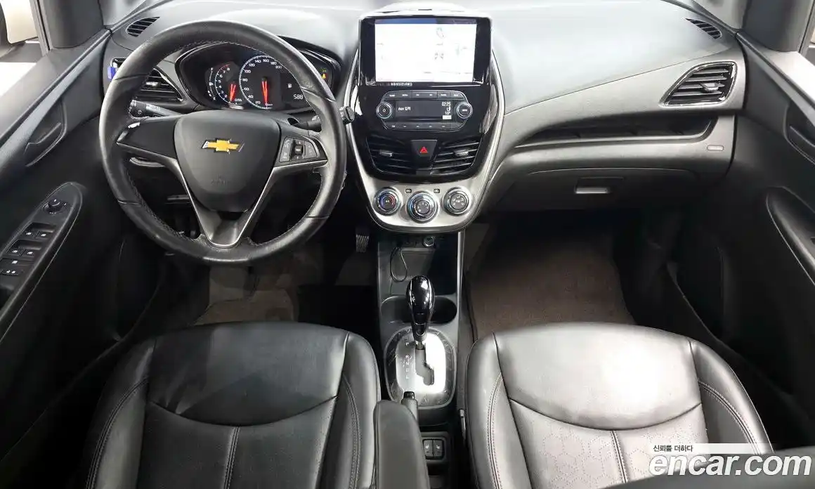 Chevrolet Spark 2016 1.0 гидро в Москве, фото 10