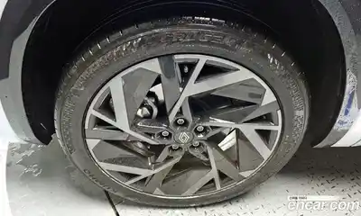 Renault Grand Koleos 2024 1.5 гидро в Москве № 1420647, миниатюра 4