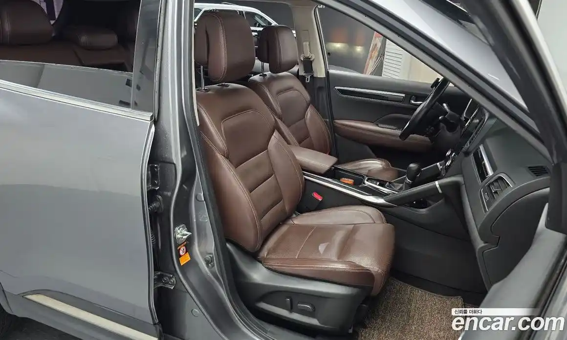 Renault QM6 2016 2.0 гидро в Москве № 1420976, фото 18
