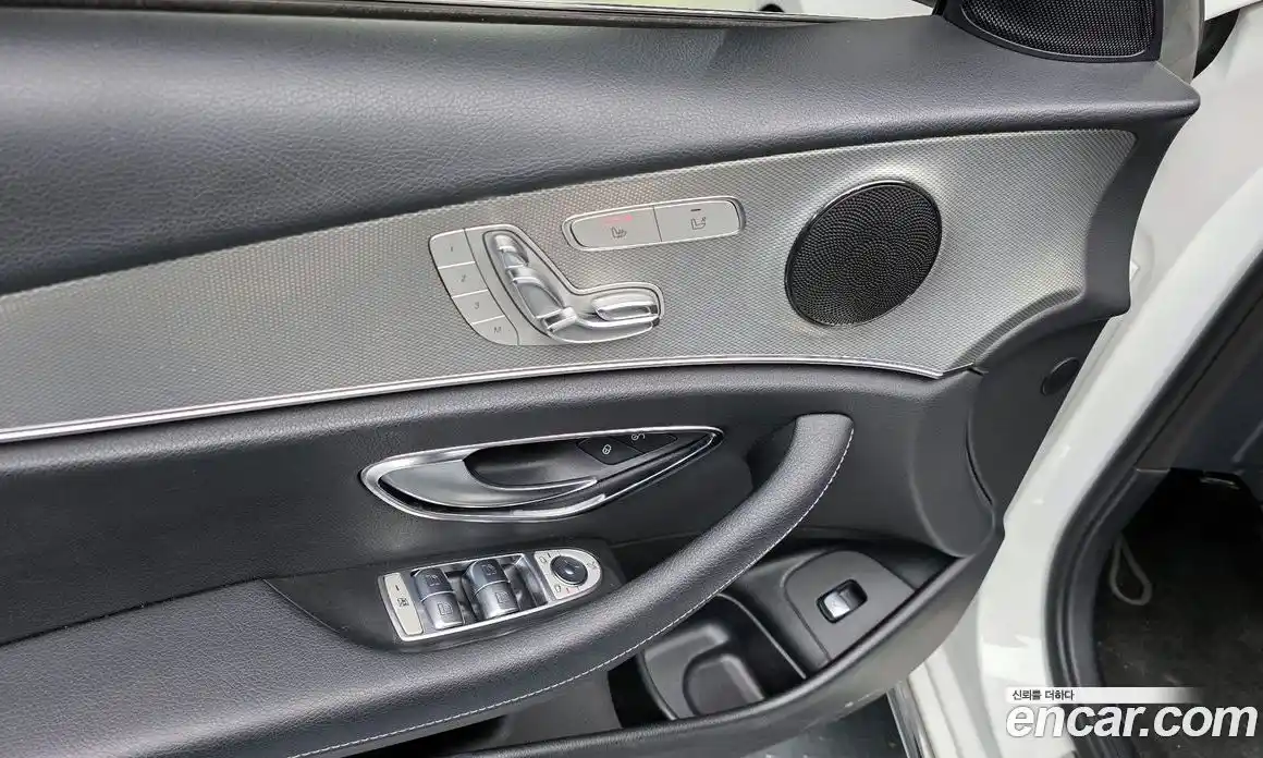 Mercedes-Benz E-Class 2018 2.0 гидро в Москве № 1421961, фото 30