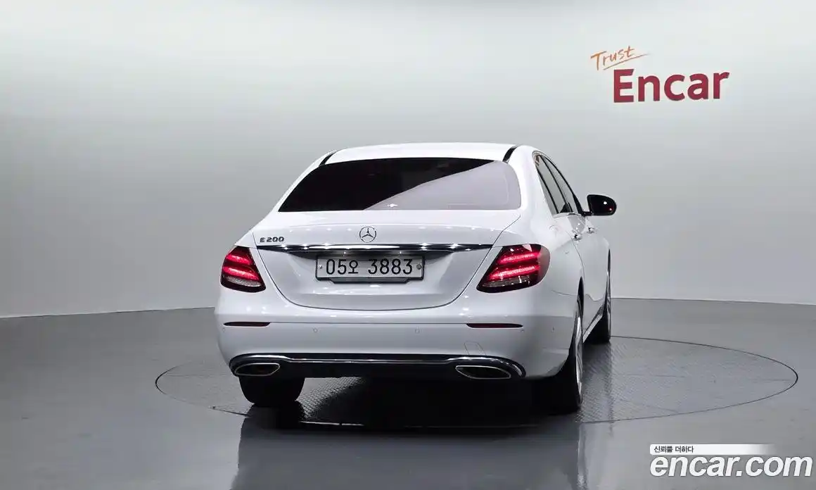 Mercedes-Benz E-Class 2018 2.0 гидро в Москве № 1421961, фото 4