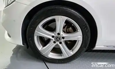 Mercedes-Benz E-Class 2018 2.0 гидро в Москве № 1421961, миниатюра 5