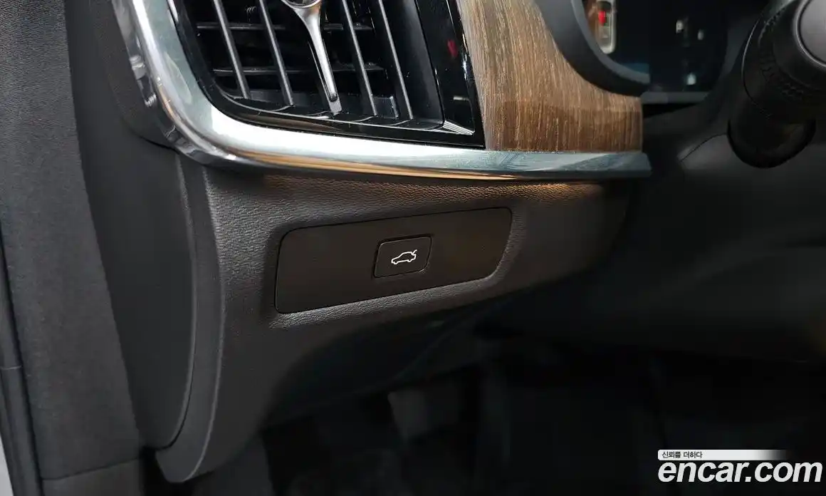 Volvo S90 2024 2.0 гидро в Москве № 1422880, фото 26