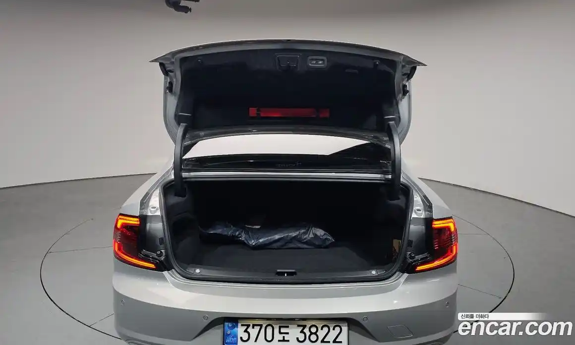 Volvo S90 2024 2.0 гидро в Москве № 1422880, фото 31