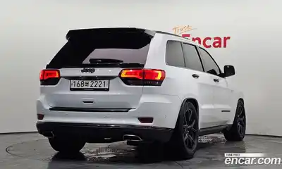 Jeep Cherokee 2021 3.6 гидро в Москве № 1424362, миниатюра 2