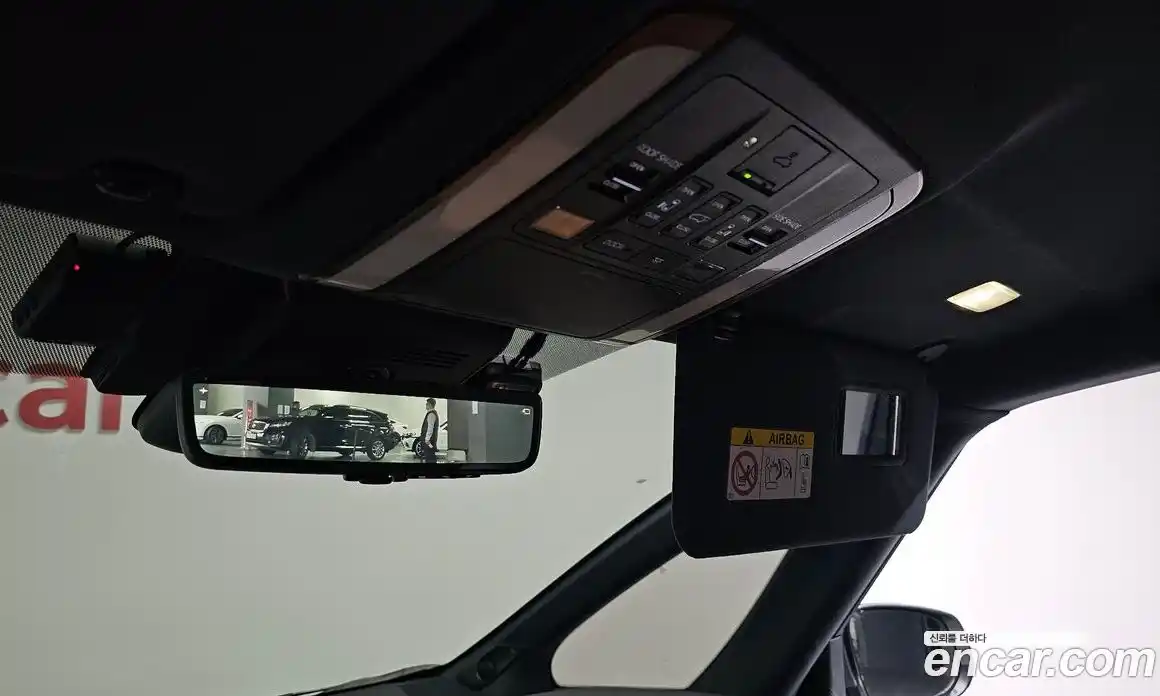 Toyota Alphard 2024 2.5 гидро в Москве № 1424455, фото 27