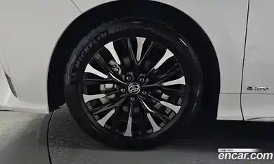 Toyota Alphard 2024 2.5 гидро в Москве № 1424455, миниатюра 4