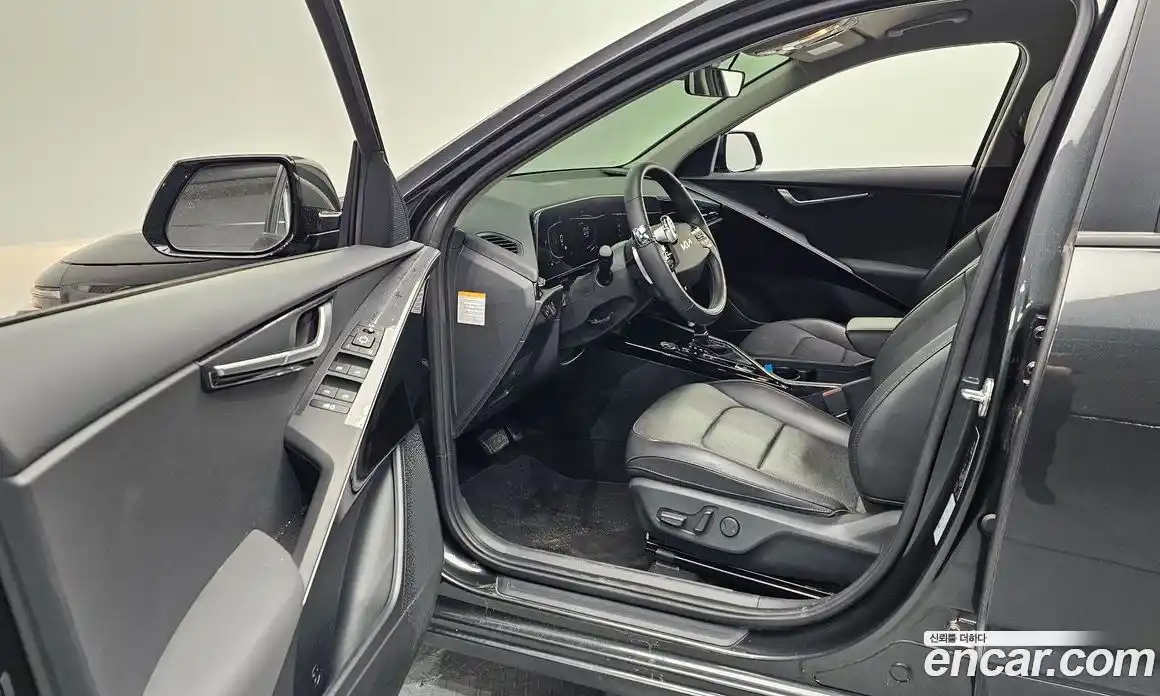Kia Niro 2022 1.6 гидро в Москве № 1538500, фото 13