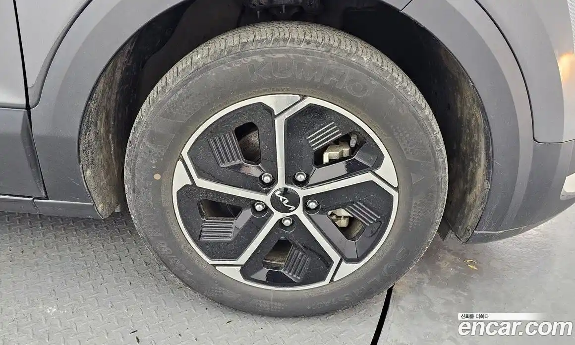 Kia Niro 2022 1.6 гидро в Москве № 1538500, фото 5