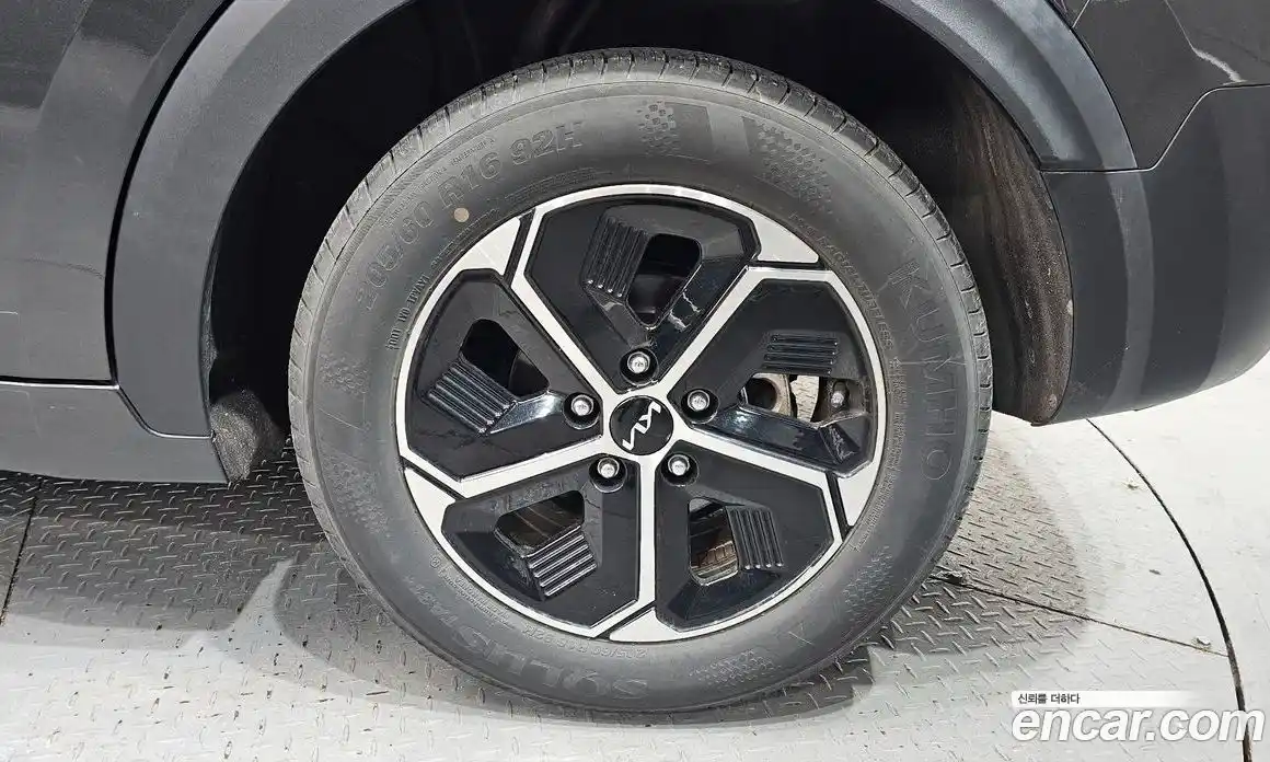 Kia Niro 2022 1.6 гидро в Москве № 1538500, фото 7