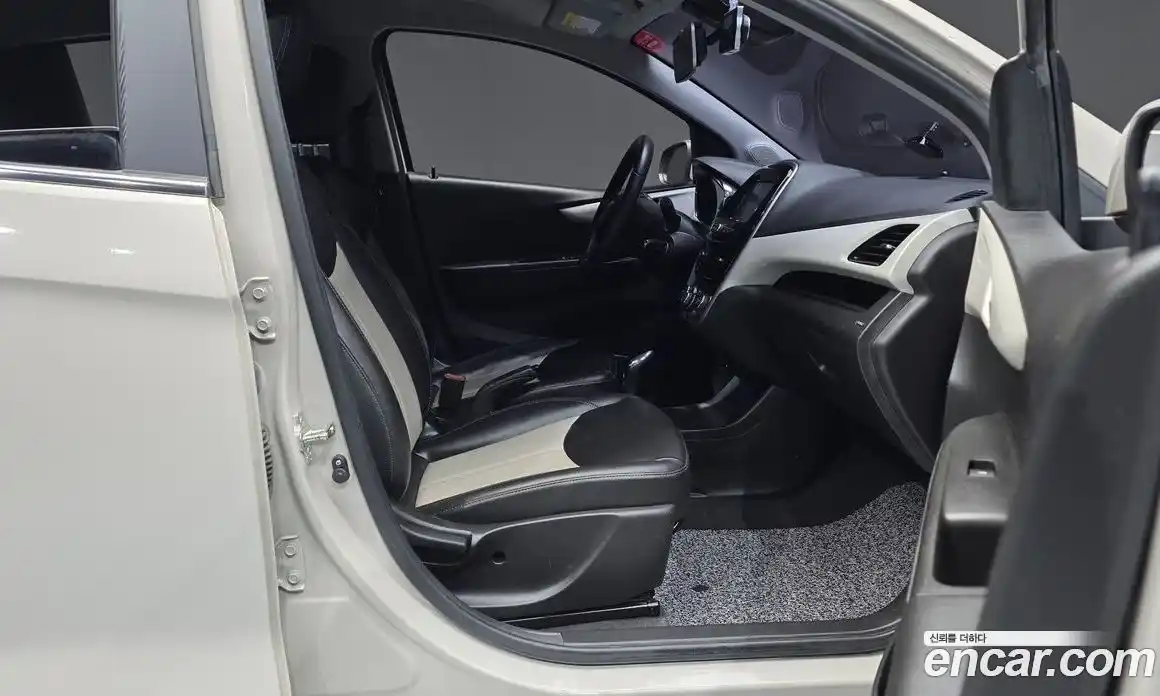 Chevrolet Spark 2016 1.0 гидро в Москве, фото 17