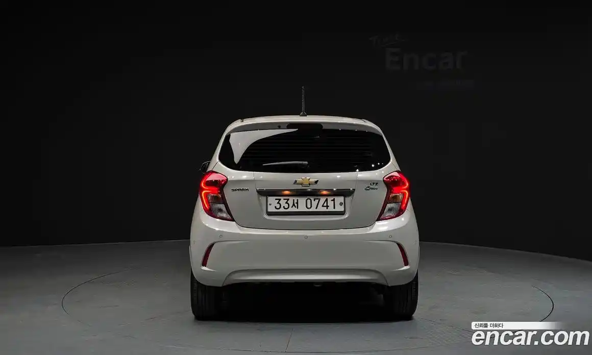 Chevrolet Spark 2016 1.0 гидро в Москве, фото 4
