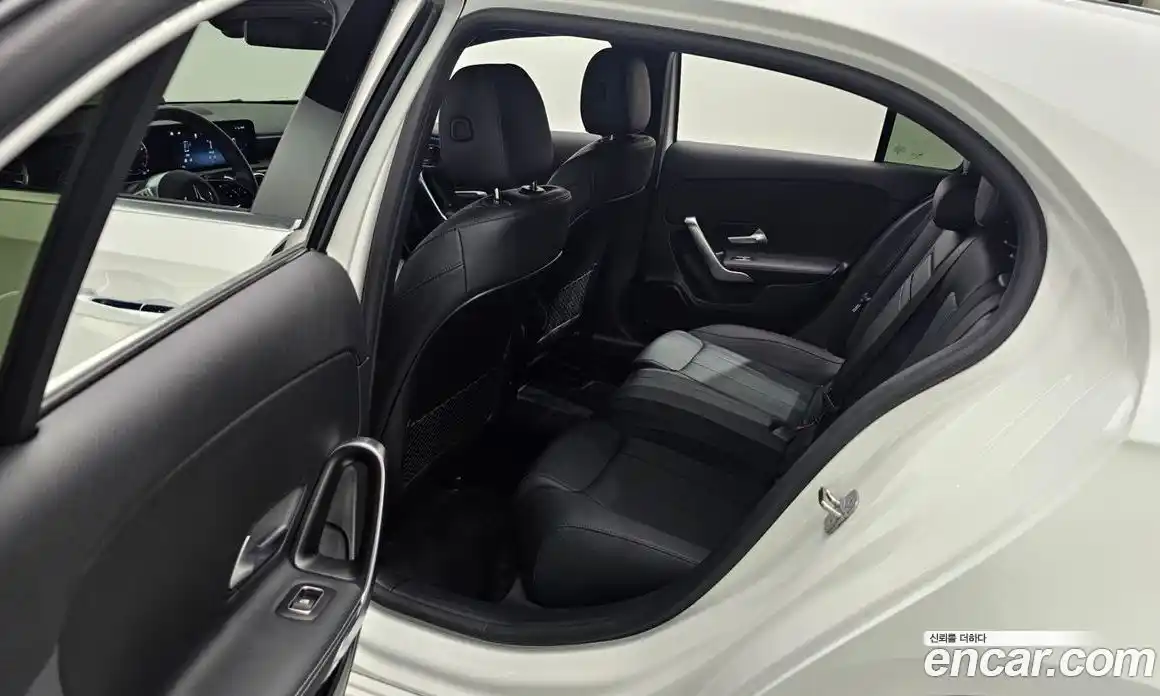 Mercedes-Benz A-Class 2025 2.0 гидро в Москве № 1544754, фото 17