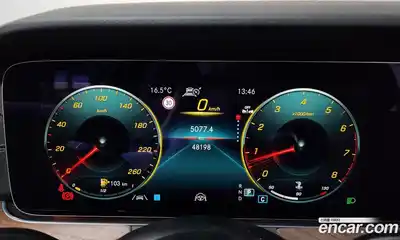 Mercedes-Benz E-Class 2022 2.0 гидро в Москве № 1545182, миниатюра 11