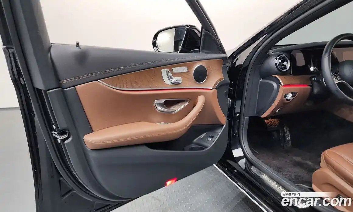 Mercedes-Benz E-Class 2022 2.0 гидро в Москве № 1545182, фото 14