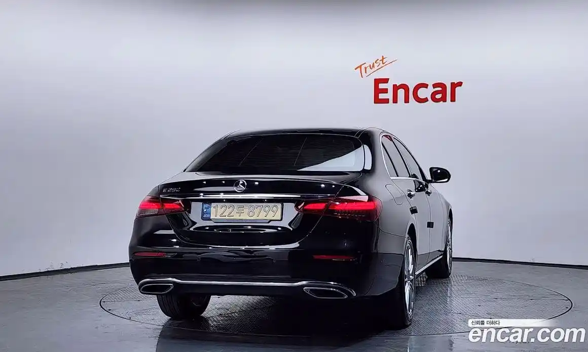 Mercedes-Benz E-Class 2022 2.0 гидро в Москве № 1545182, фото 4