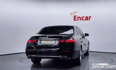 Mercedes-Benz E-Class 2022 2.0 гидро в Москве № 1545182, миниатюра 4