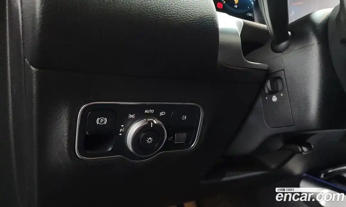 Mercedes-Benz GLB-Class 2021 2.0 гидро в Москве № 1545301, фото 29