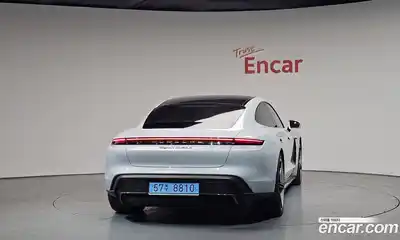 Porsche Taycan 2023 0.1 гидро в Москве № 1547109, миниатюра 3