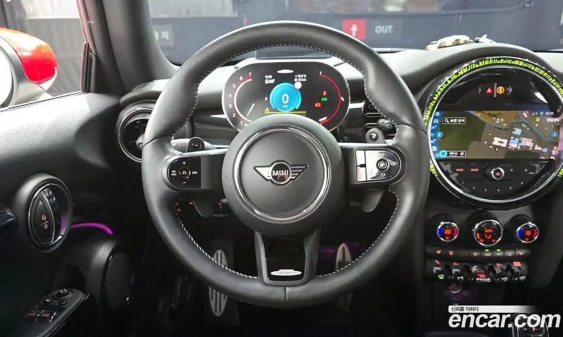 Mini Cooper 2022 2.0 гидро в Москве № 1547985, фото 19