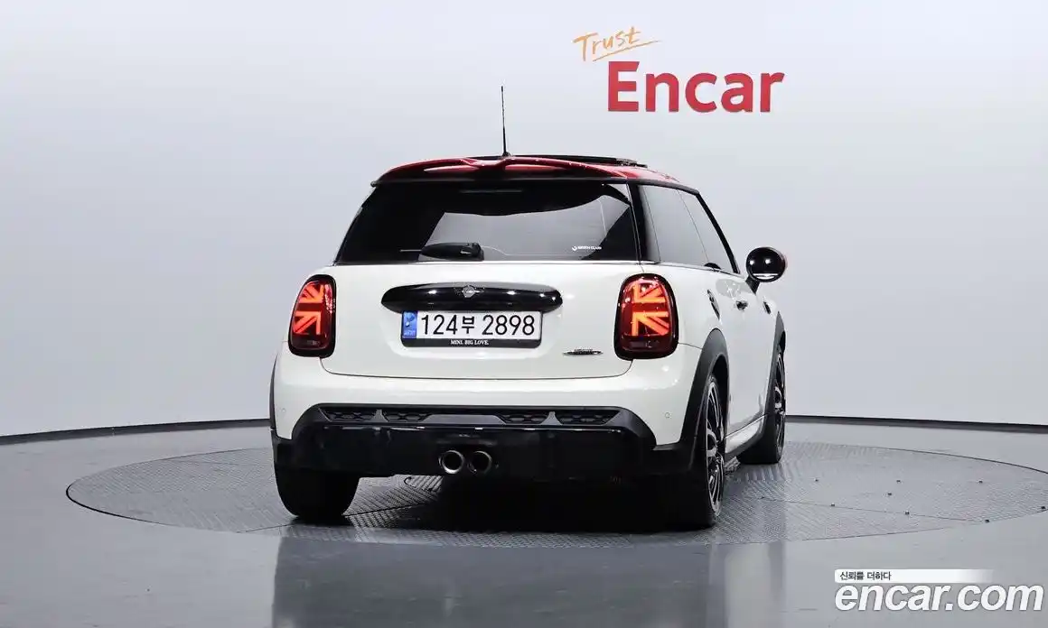 Mini Cooper 2022 2.0 гидро в Москве № 1547985, фото 4