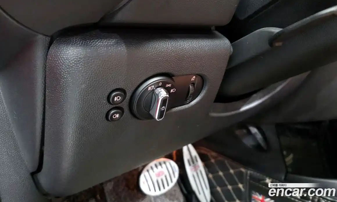 Mini Cooper Convertible 2020 2.0 гидро в Москве № 1548006, фото 31