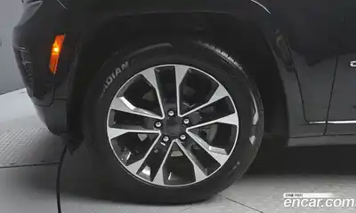 Jeep Cherokee 2022 3.6 гидро в Москве № 1549874, миниатюра 5
