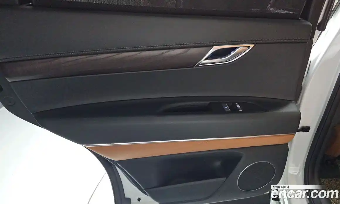 Genesis GV80 2023 2.5 гидро, фото 15