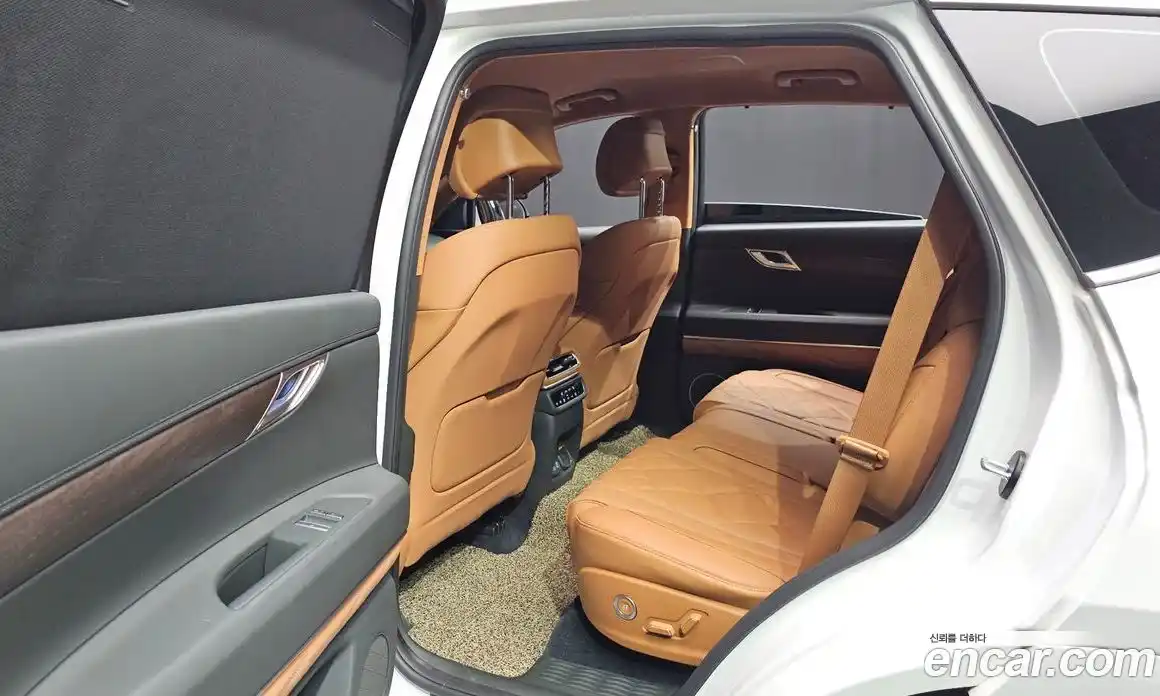 Genesis GV80 2023 2.5 гидро, фото 17