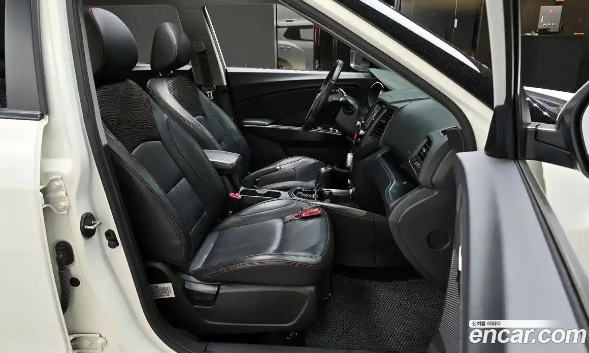 SsangYong TIBOLI 2016 1.6 гидро в Москве № 1613228, фото 16