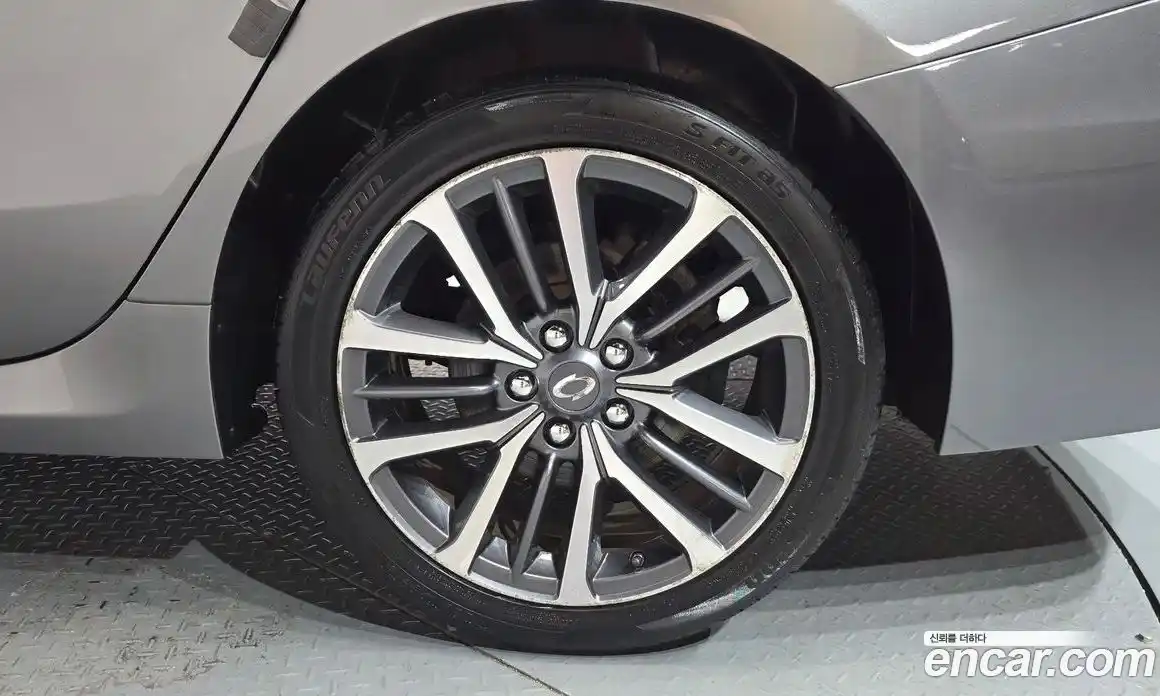 Renault SM7 2019 2.0 гидро в Москве № 1615723, фото 7