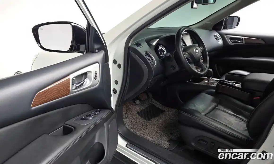 Nissan Pathfinder 2017 3.5 гидро в Москве № 1618078, фото 12