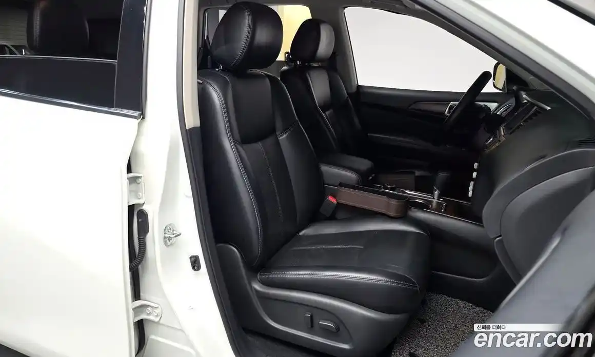 Nissan Pathfinder 2017 3.5 гидро в Москве № 1618078, фото 15