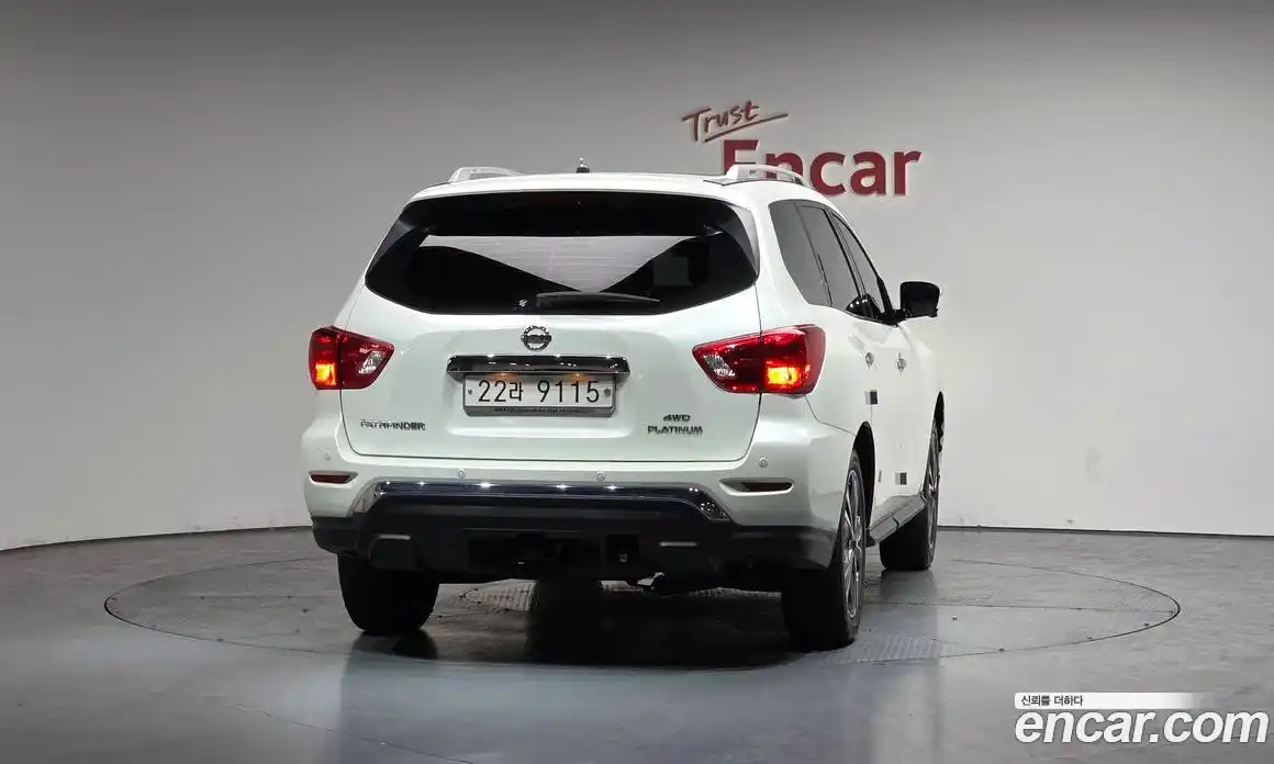 Nissan Pathfinder 2017 3.5 гидро в Москве № 1618078, фото 3