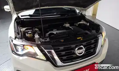 Nissan Pathfinder 2017 3.5 гидро в Москве № 1618078, миниатюра 5