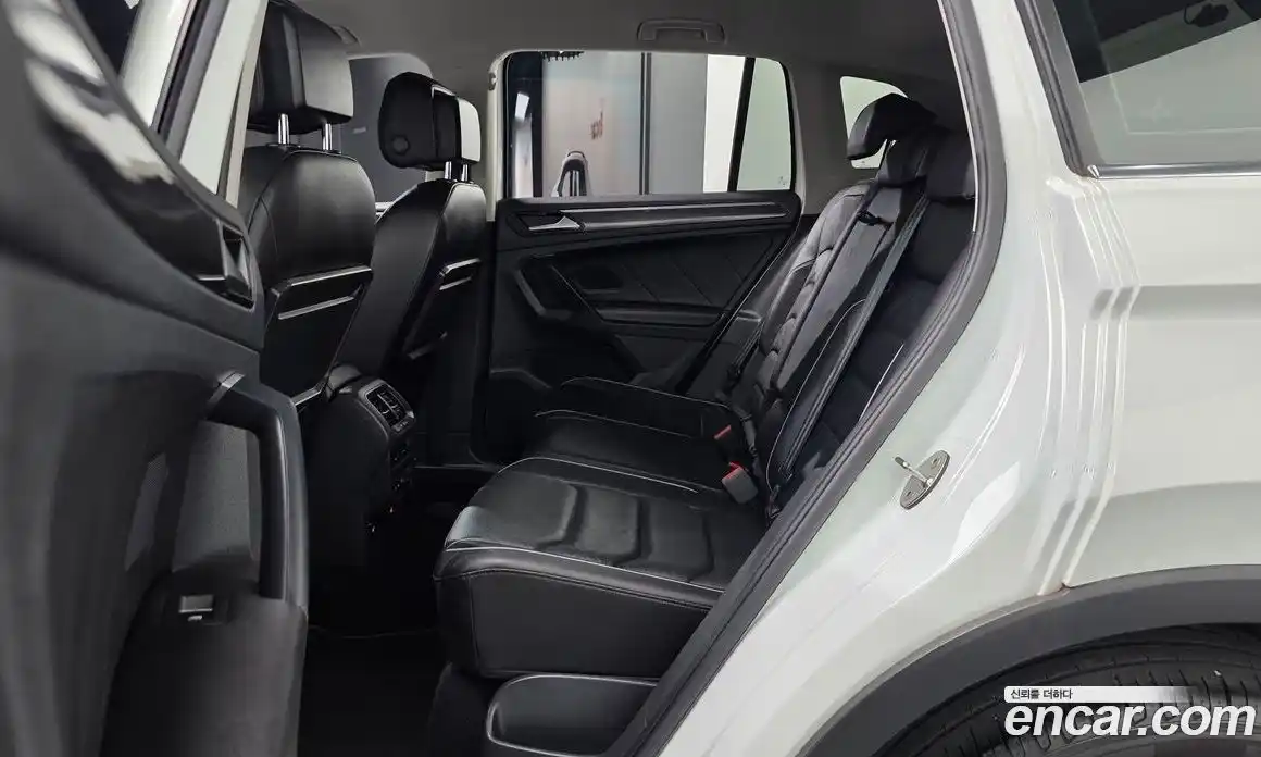 Volkswagen Tiguan 2020 2.0 гидро в Москве № 1623096, фото 17