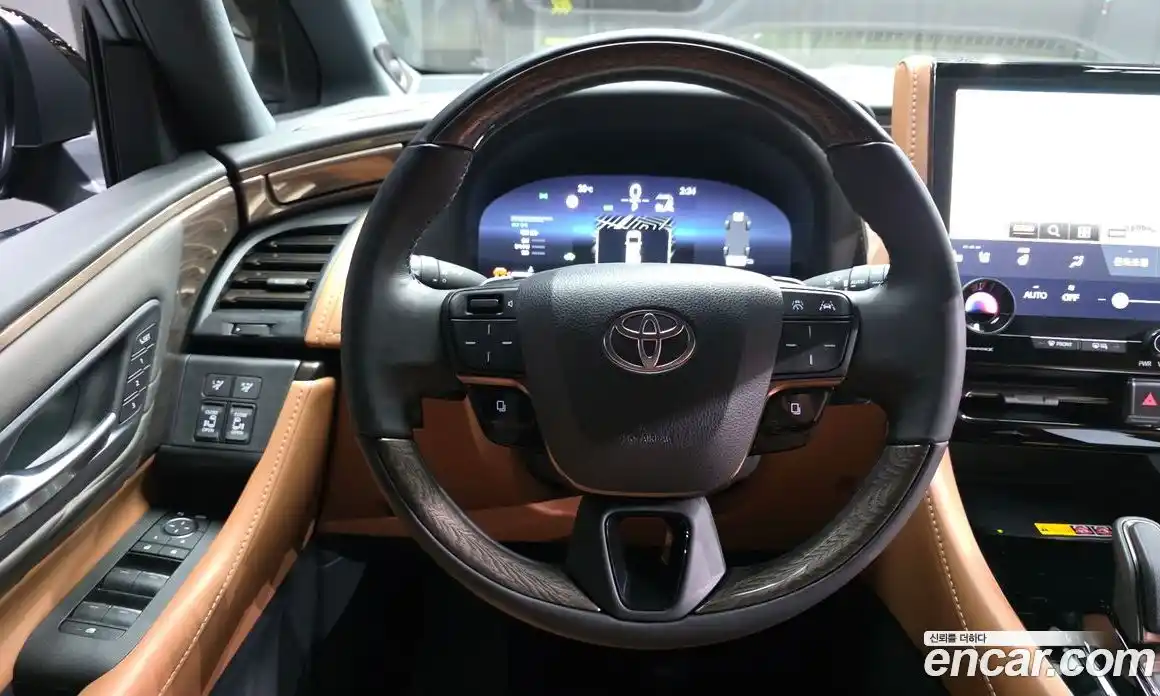 Toyota Alphard 2024 2.5 гидро в Москве № 1624304, фото 19