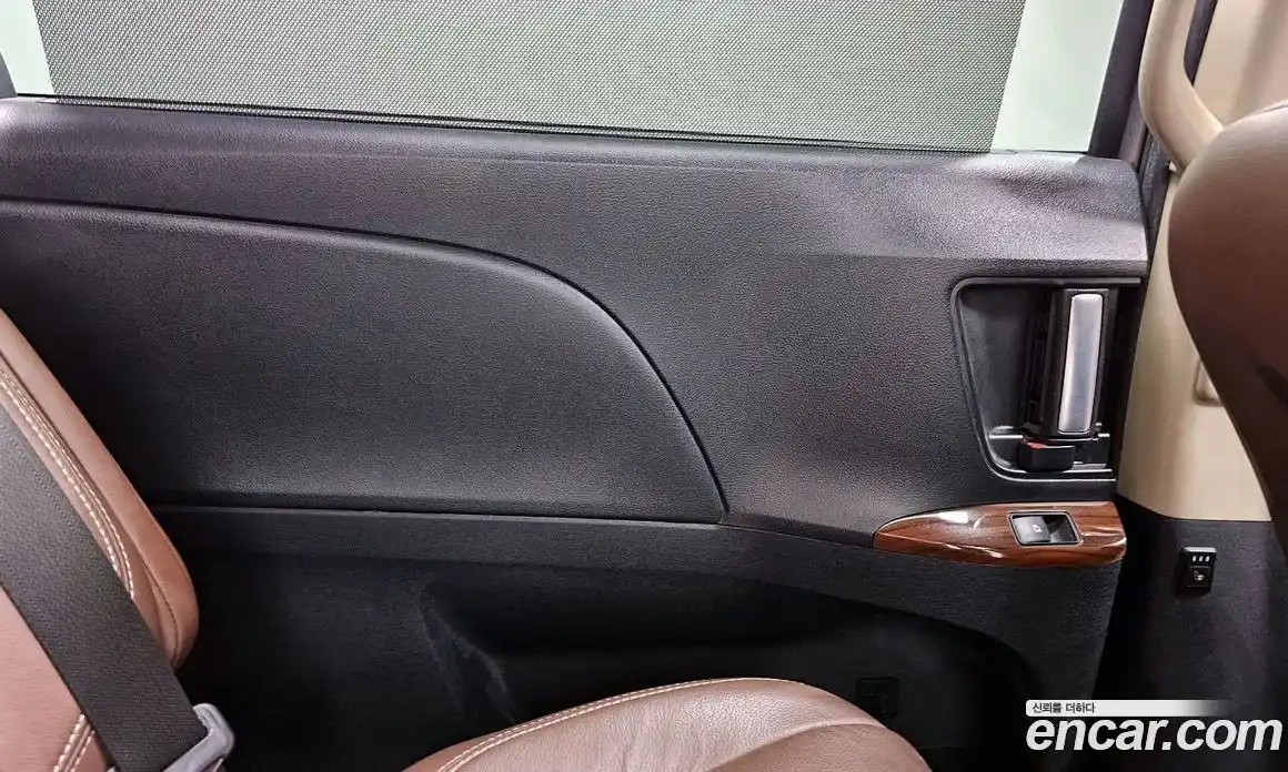 Toyota Sienna 2018 3.5 гидро в Москве № 1624411, фото 15