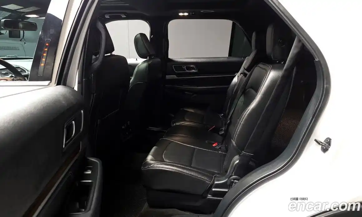 Ford Explorer 2018 2.3 гидро в Москве № 1625076, фото 16